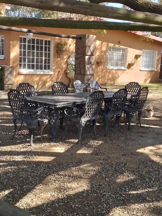 Anna Boeremeisie Guesthouse Benoni Exterior photo