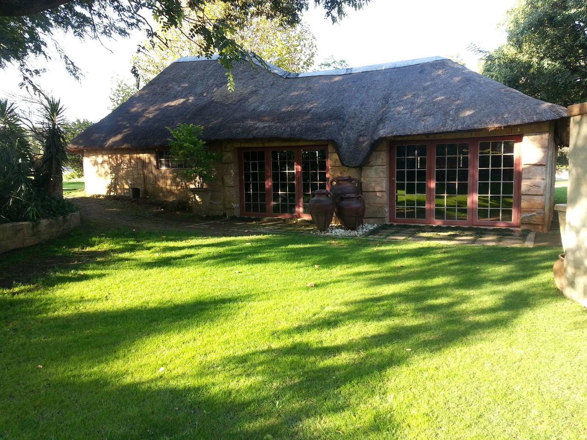 Anna Boeremeisie Guesthouse Benoni Exterior photo